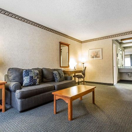 Quality Inn & Suites Silicon Valley Santa Clara Ngoại thất bức ảnh