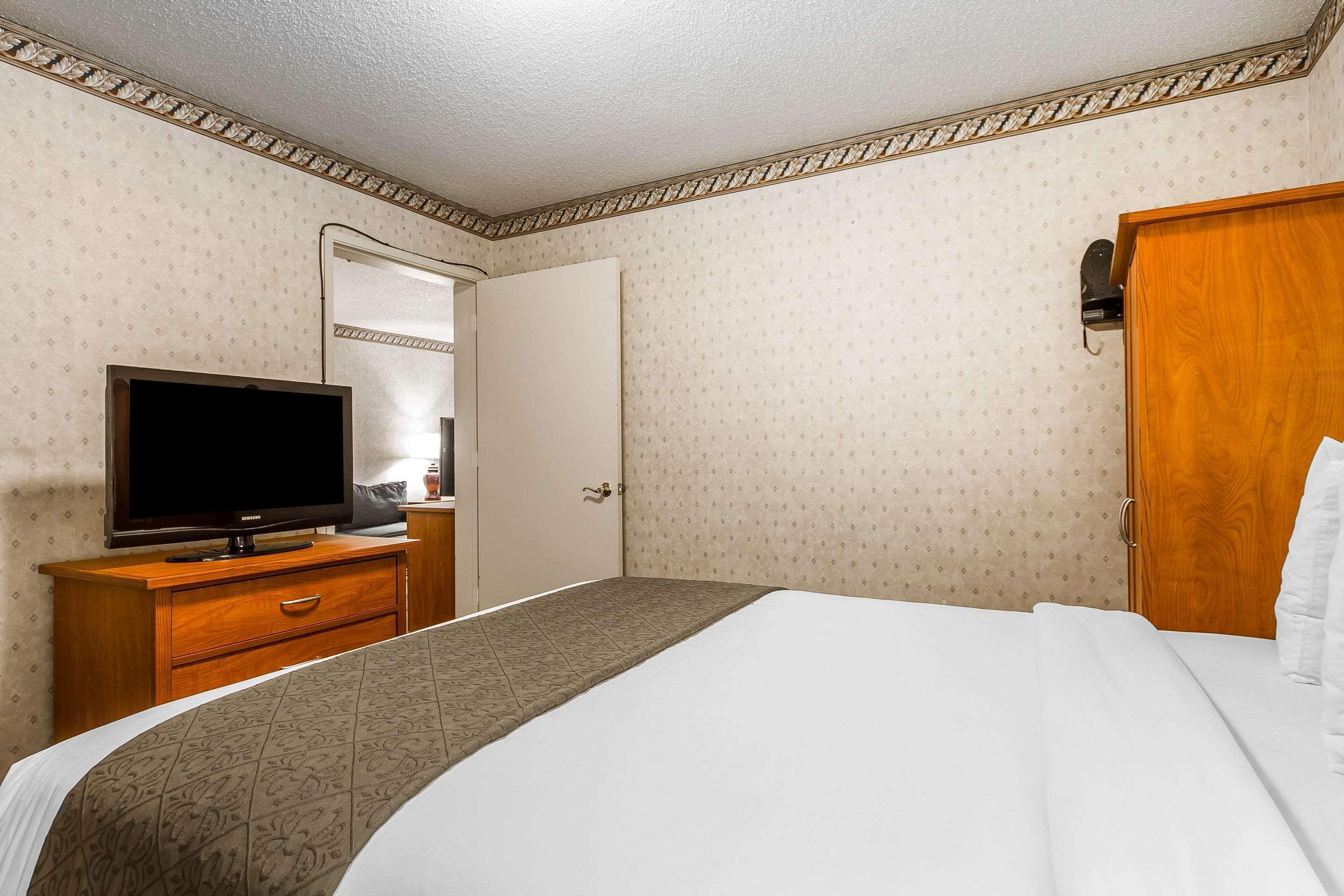 Quality Inn & Suites Silicon Valley Santa Clara Ngoại thất bức ảnh