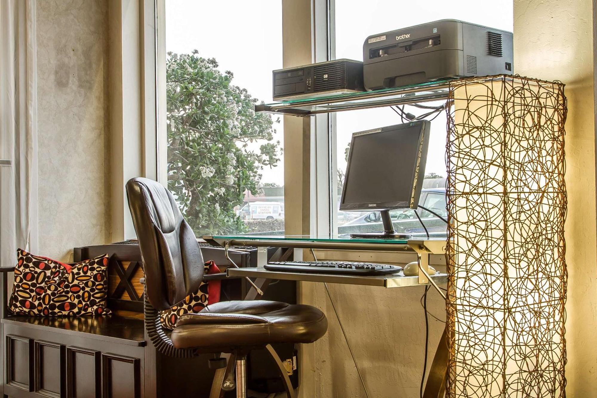 Quality Inn & Suites Silicon Valley Santa Clara Ngoại thất bức ảnh