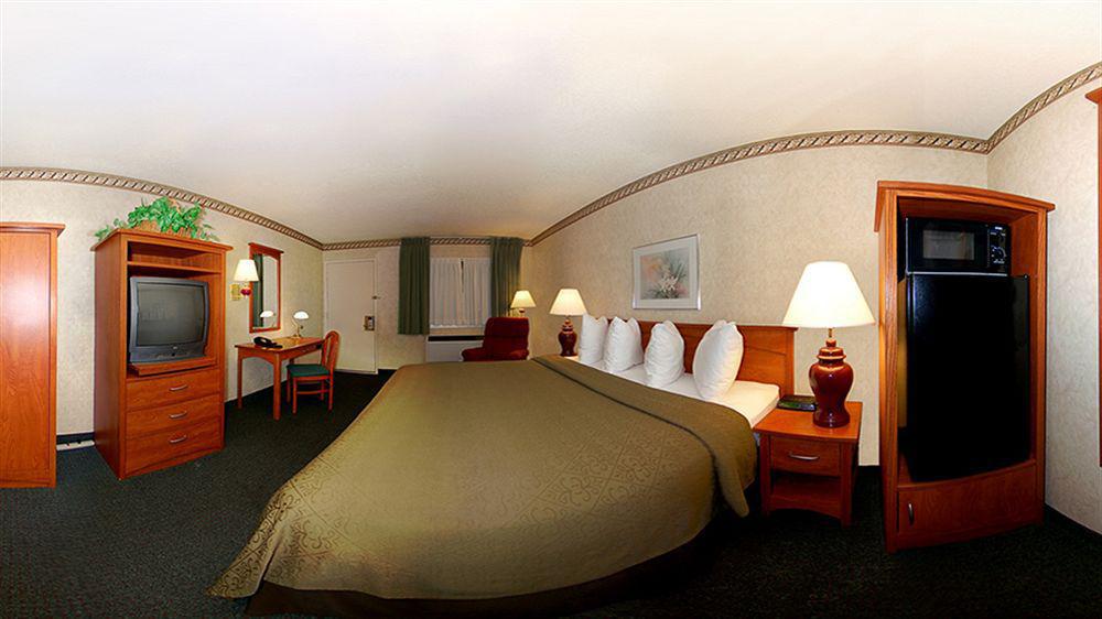 Quality Inn & Suites Silicon Valley Santa Clara Ngoại thất bức ảnh
